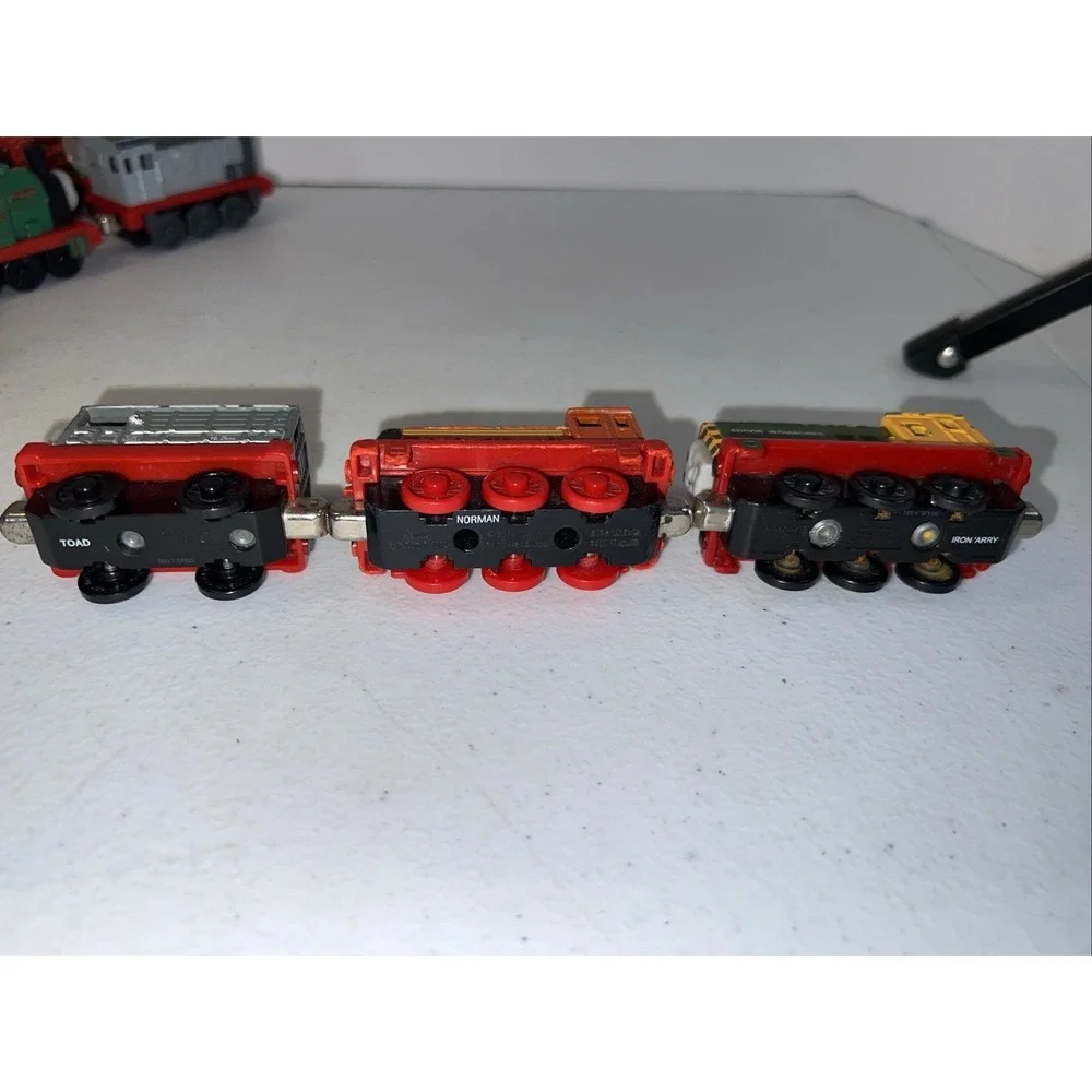 Thomas & Friends Take-N-Play Diecast Train Lot of 16 Engines And Cars
